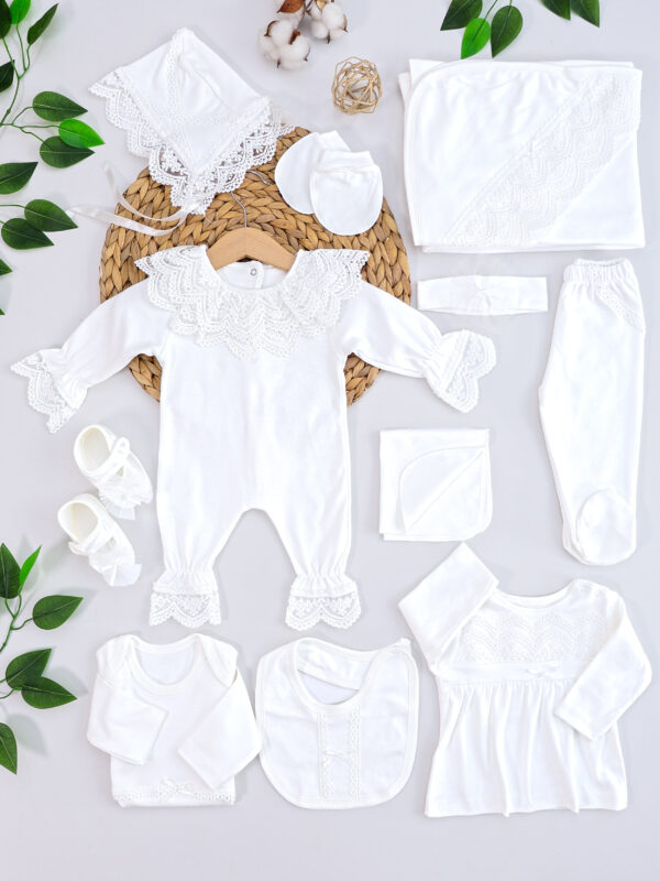 Kız Bebek Ekru Dantelli Lüks 10 Lu Hastane Çıkışı Set STL5143