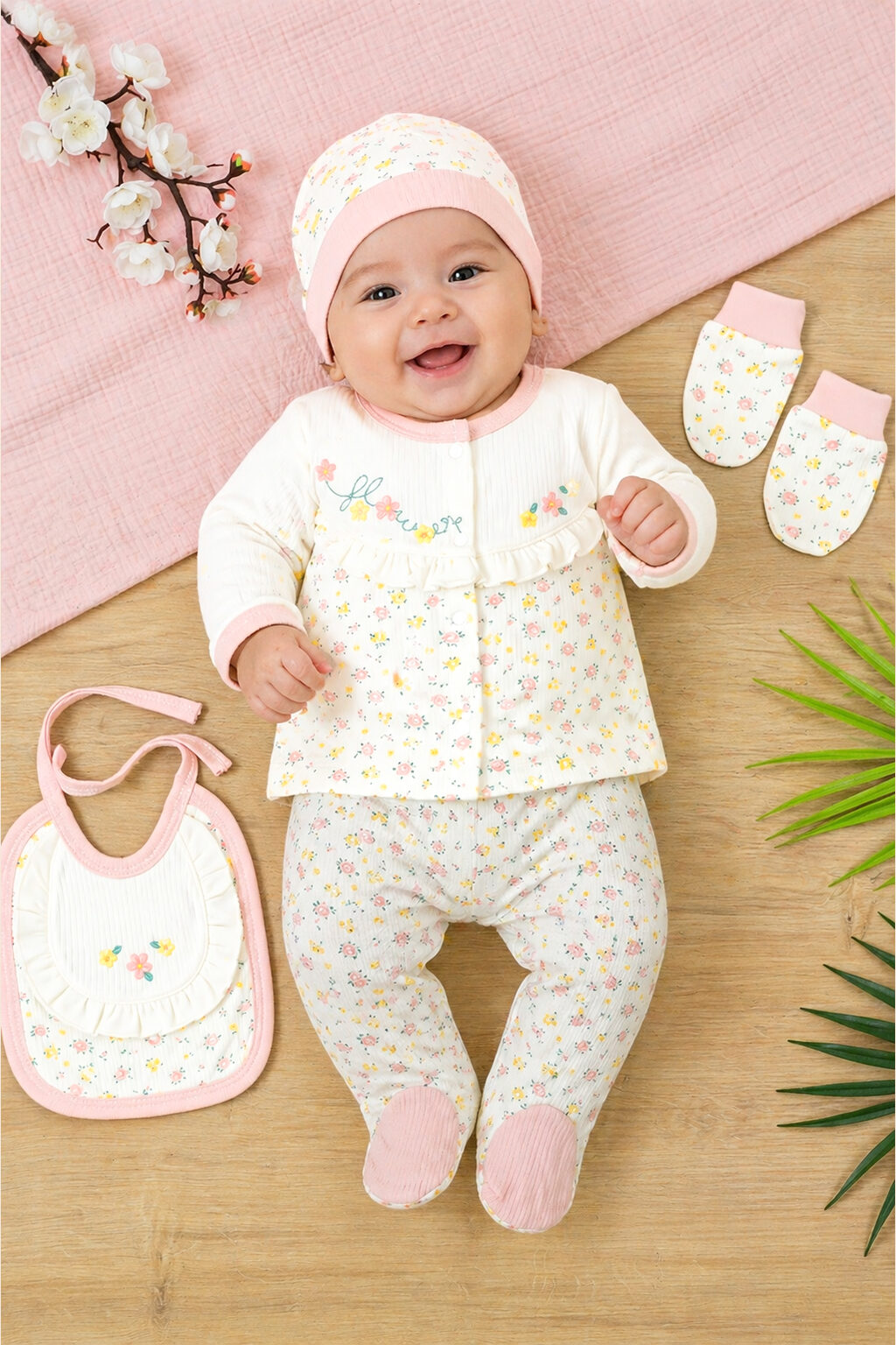 Kız Bebek Natural Pamuk Kumaş 5 Li işlemeli Lüks Hastane Çıkışı Seti STL6792 - Görsel 5