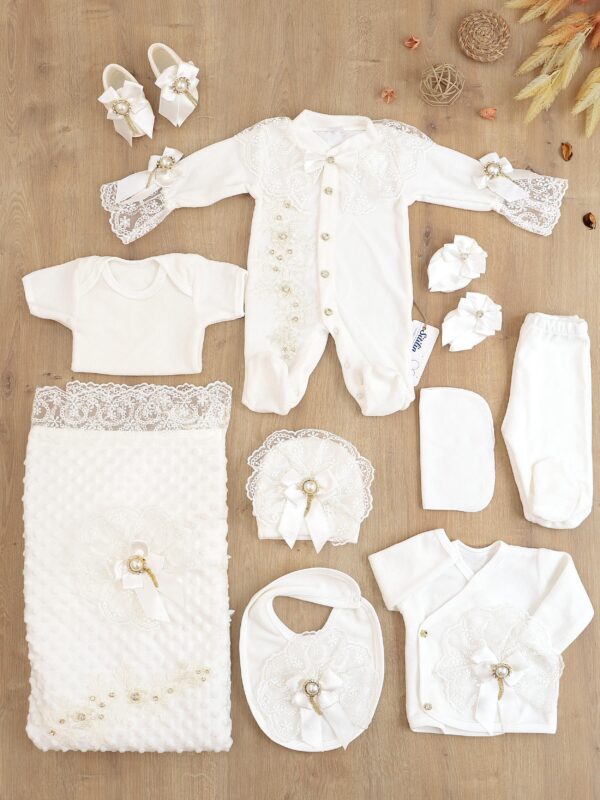 Kız Bebek Kumaş Beyaz Dantelli Taşlı Lüks 10 Lu Hastane Çıkışı Set STL6829