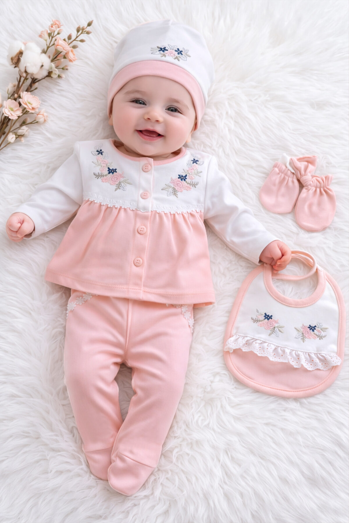 Kız Bebek Somon Hastane Çıkışı STL4684